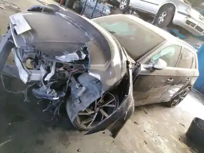 Veicolo di demolizione audi a3 sportback (8vf) design edition dell'anno 2020 alimentato crb