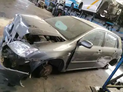 Veículo de Sucata toyota corolla (e12) terra berlina do ano 2004 alimentado 4zzfe