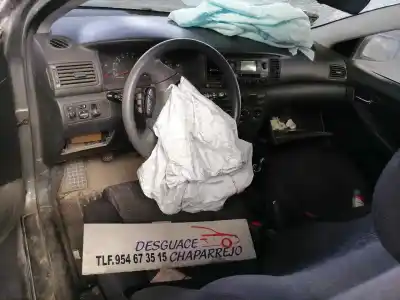 Veículo de Sucata toyota corolla (e12) terra berlina do ano 2004 alimentado 4zzfe
