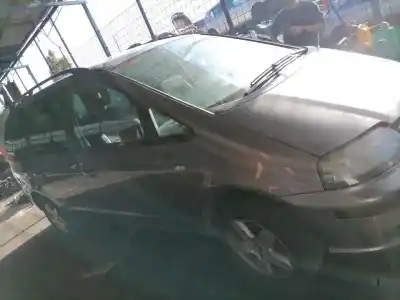 Здавання транспортного засобу seat alhambra (7v9) reference року 2005 потужний auy