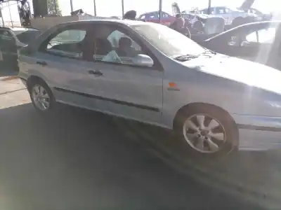 Veicolo di demolizione fiat brava (182) jtd 105 / 100 clima dell'anno 2000 alimentato 182b4000