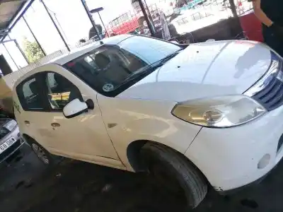 Veículo de Sucata dacia sandero ambiance do ano 2010 alimentado k9k k7