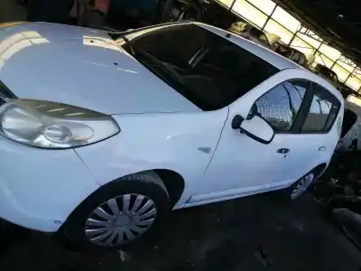 Veículo de Sucata dacia sandero ambiance do ano 2010 alimentado k9k k7