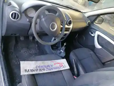 Veículo de Sucata dacia sandero ambiance do ano 2010 alimentado k9k k7