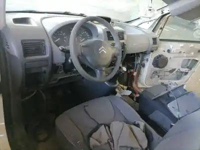 Здавання транспортного засобу citroen jumpy ii (vf7) 2.0 hdi 120 року 2003 потужний sin doc.
