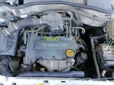 Veicolo di demolizione opel corsa c blue line dell'anno 2003 alimentato z12xe