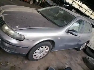 Veículo de Sucata seat leon (1m1) signo do ano 2004 alimentado alh
