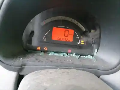 Veículo de Sucata citroen c3 1.4 premier do ano 2002 alimentado kfv