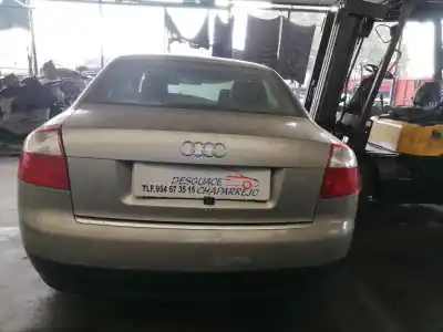 Veículo de Sucata audi a4 berlina (8e) 2.5 tdi do ano 2001 alimentado 