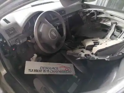 Veículo de Sucata audi a4 berlina (8e) 2.5 tdi do ano 2001 alimentado 