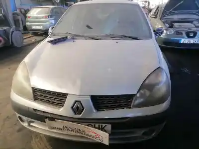 Scrapping Vehicle renault   of the year 2003 powered k9k a7