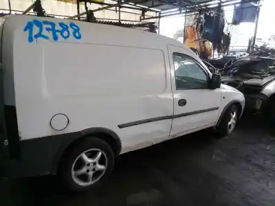 Veículo de Sucata opel combo familiar do ano 2006 alimentado z13dt