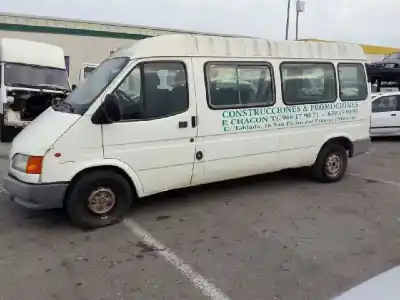 Véhicule à la ferraille ford transit bus 1995 2.5 diesel de l'année 1994 alimenté d/4hc