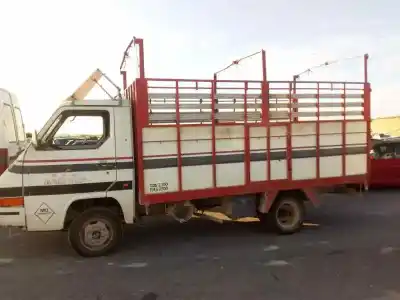 Sloopvoertuig nissan trade 3.0 d van het jaar 1989 aangedreven 2.8d a428