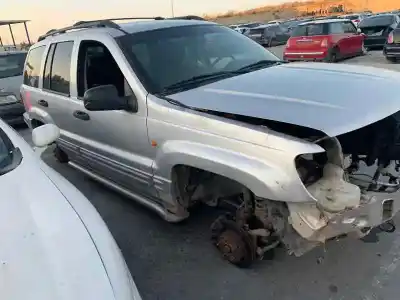 Veicolo di demolizione jeep gr.cherokee (wj/wg) 2.7 crd limited dell'anno 2004 alimentato d665921