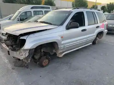 Veicolo di demolizione jeep gr.cherokee (wj/wg) 2.7 crd limited dell'anno 2004 alimentato d665921