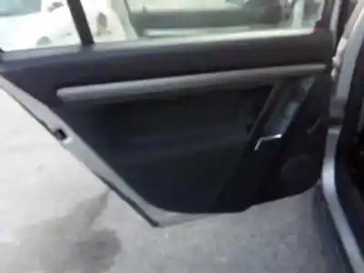 Veículo de Sucata opel vectra c berlina 1.9 cdti do ano 2002 alimentado 