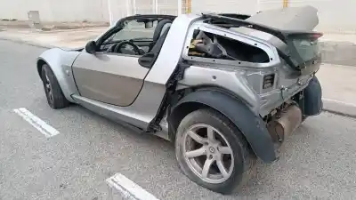 Vehicul casat smart roadster 0.7 turbo cat al anului 2006 alimentat m160922