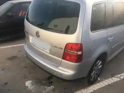 Veículo de Sucata volkswagen touran 2.0 tdi do ano 2005 alimentado bkd