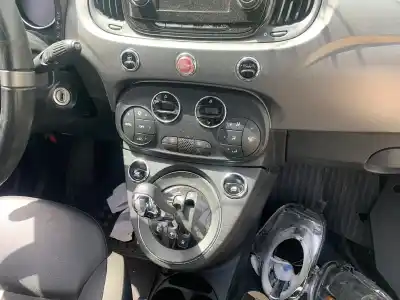 Véhicule à la ferraille fiat 500 cabrio 1.2 de l'année 2009 alimenté 169a4000