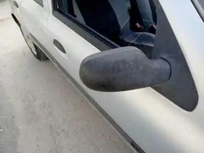 Veicolo di demolizione renault clio ii (bb_/cb_) 1.5 dci (b/cb07) dell'anno 2003 alimentato k9k a7