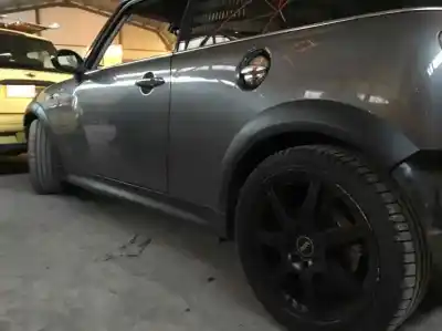 Scrapping Vehicle mini mini (r50,r53) 1.6 16v 170 cv / 125 kw of the year 2001 powered 