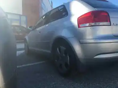 Veículo de Sucata audi a3 (8p1) 2.0 tdi 16v do ano 2001 alimentado 
