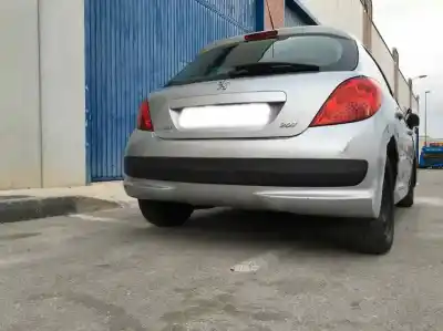 Veículo de Sucata peugeot 207 urban do ano 2001 alimentado dv4td