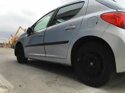 Veículo de Sucata peugeot 207 urban do ano 2001 alimentado dv4td