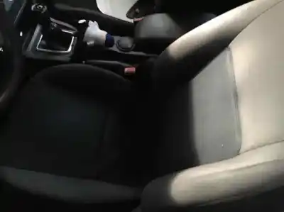 Veículo de Sucata ford focus berlina (cap) sport do ano 2001 alimentado g6da