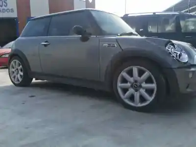 Scrapping Vehicle mini mini (r50, r53) cooper s of the year 2001 powered w11b16a