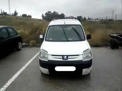 Scrapping Vehicle PEUGEOT PARTNER (S2) Combiespace of the year 2003 powered WJYDW8B