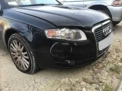 Veículo de Sucata audi a4 berlina (8e) 2.0 tdi 16v (103kw) do ano 2001 alimentado blb