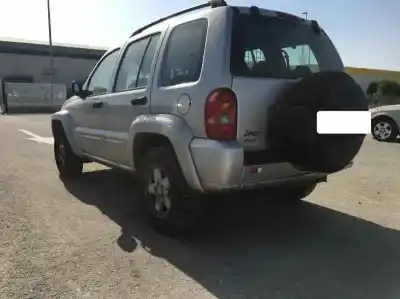 Veicolo di demolizione jeep cherokee (kj) 2.5 crd 4x4 dell'anno 2001 alimentato 