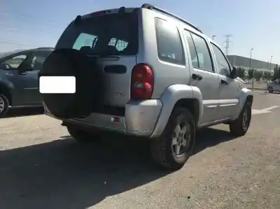 Veicolo di demolizione jeep cherokee (kj) 2.5 crd 4x4 dell'anno 2001 alimentato 