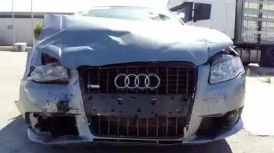 Veículo de Sucata audi a4 berlina (8e) 2.0 tdi 16v (103kw) do ano 2001 alimentado blb