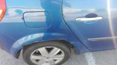 Утилизация автомобиля RENAULT SCENIC II Confort Authentique 101 CV / 74 KW года 2001 питание 