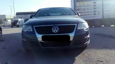 Veículo de Sucata volkswagen passat b6 (3c2) 2.0 tdi 16v do ano 2001 alimentado bkp