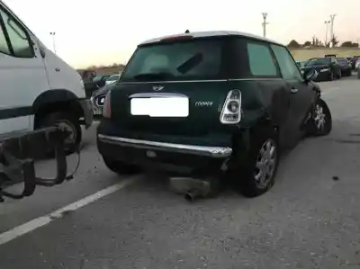 Veículo de Sucata mini mini (r50, r53) cooper do ano 2001 alimentado 