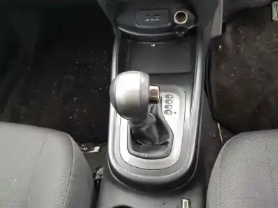 Vehicul casat kia soul burner al anului 2001 alimentat d4fb