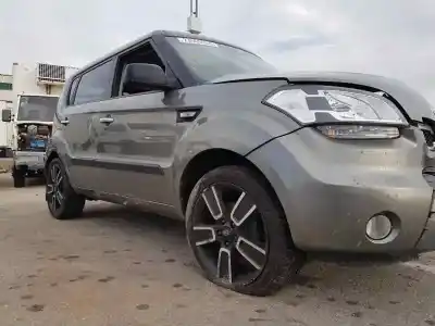 Vehicul casat kia soul burner al anului 2001 alimentat d4fb