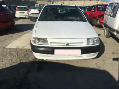 Veicolo di demolizione citroen saxo 1.1 sx dell'anno 2001 alimentato g-hdz