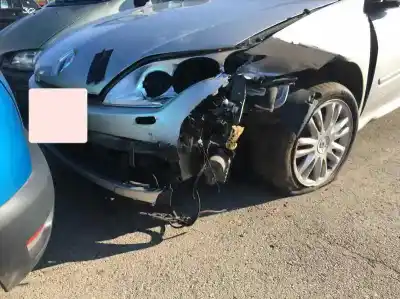 Scrapping Vehicle RENAULT LAGUNA III Initiale of the year 2001 powered M9R802