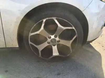 Veículo de Sucata ford focus lim. (cb8) titanium do ano 2001 alimentado jqdb