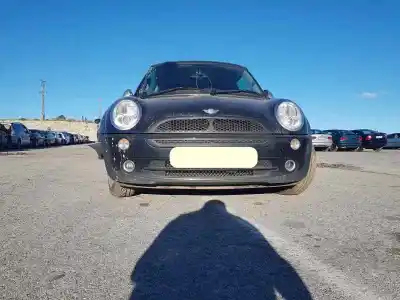 Veículo de Sucata mini mini (r50, r53) cooper do ano 2001 alimentado 