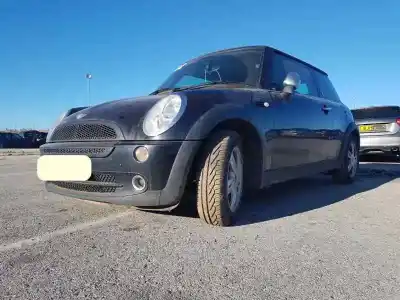 Veículo de Sucata mini mini (r50, r53) cooper do ano 2001 alimentado 