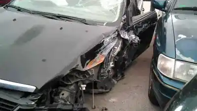 Veículo de Sucata ford focus berlina (cap) ambiente (d) do ano 2001 alimentado g8db