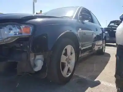 Veículo de Sucata audi a4 berlina (8e) 2.0 tdi 16v (103kw) do ano 2001 alimentado blb