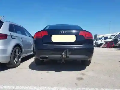 Veículo de Sucata audi a4 berlina (8e) 2.0 tdi 16v (103kw) do ano 2001 alimentado blb