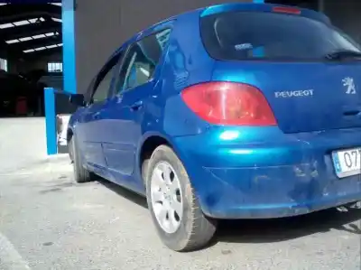 Veicolo di demolizione PEUGEOT 307 (S1) XS dell'anno 2001 alimentato RHY